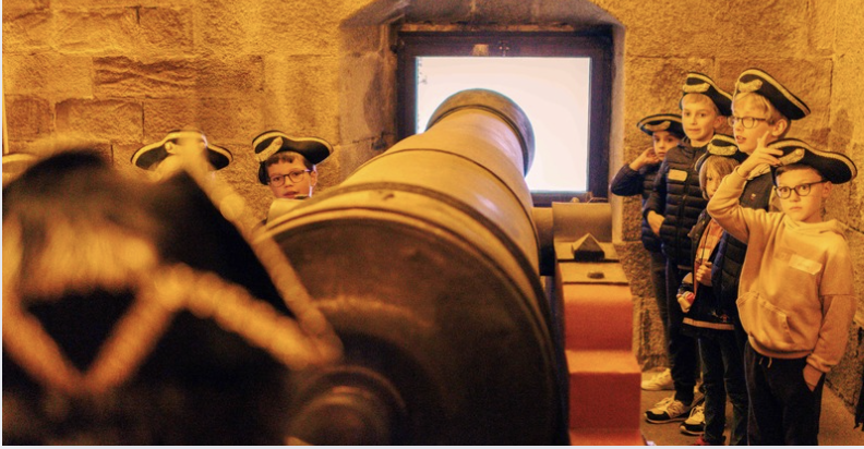 Canonniers, à vos postes ! Visite-jeu pour enfants de 7 à 12 ans au Musée national de la Marine de Brest