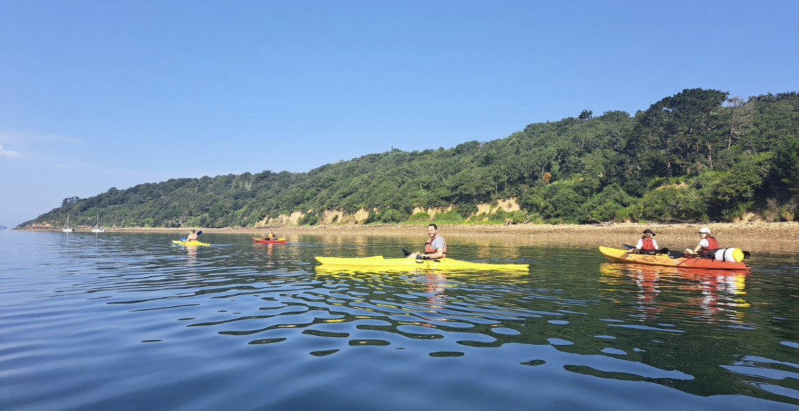 Escapade en famille en kayak en rade de Brest © Laëtitia Scuiller Kidiklik