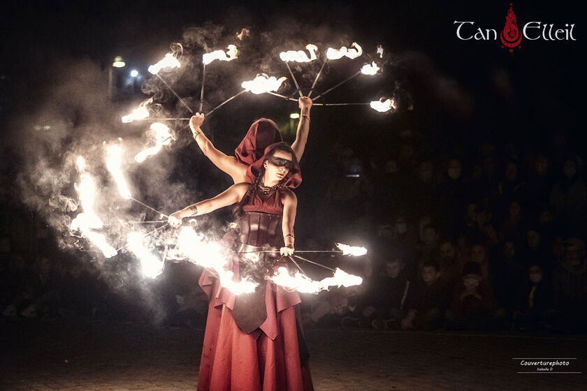 FLAMMES ÉPHÉMÈRES SPECTACLE DE FEU FIXE Ville de Quimper / Compagnie Tan Elleil