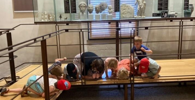 "Mini-Musée" la petite balade contée des tout-petits au Musée départemental breton, Quimper