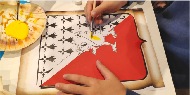 Atelier créatif "Fabrique ton blason" au Musée de l'Ancienne Abbaye de Landévennec