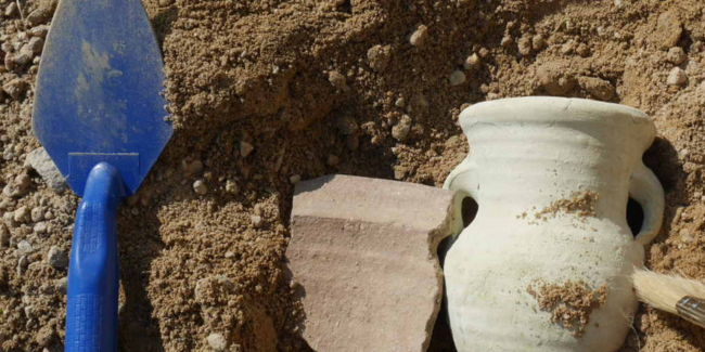 Visite-atelier "Les métiers de l'archéologie" au Château de Kerjean