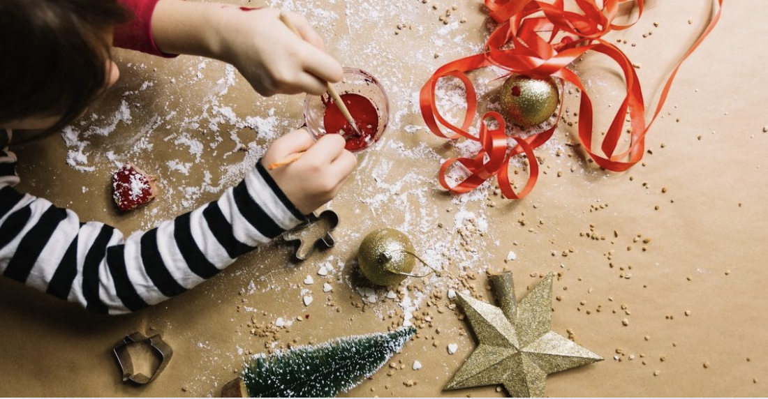 Boule de Noël en coquillage - atelier créatif pour les 3-6 ans à Ostréapolis