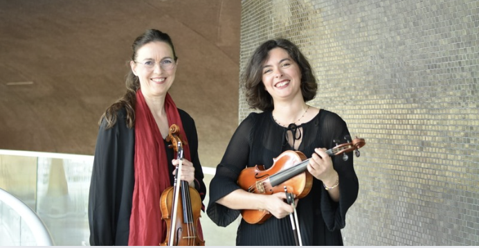 Déambulation musicale - concert duo Henzel au Port Musée Douarnenez
