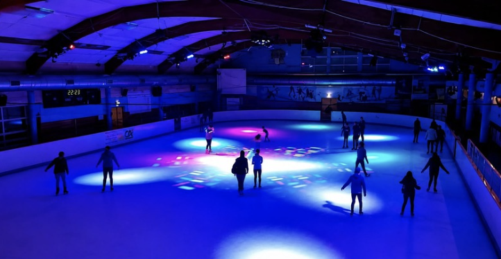 Les nocturnes sont de retour à la patinoire du Scorff à Lanester