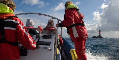 Découverte du phare de Kéréon depuis Molène - sortie en mer avec Archipel Excrusion et la Penn ar Bed 