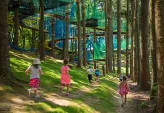 Un anniversaire nature amusant au parc animalier du Quinquis et ses filets du Parcabout